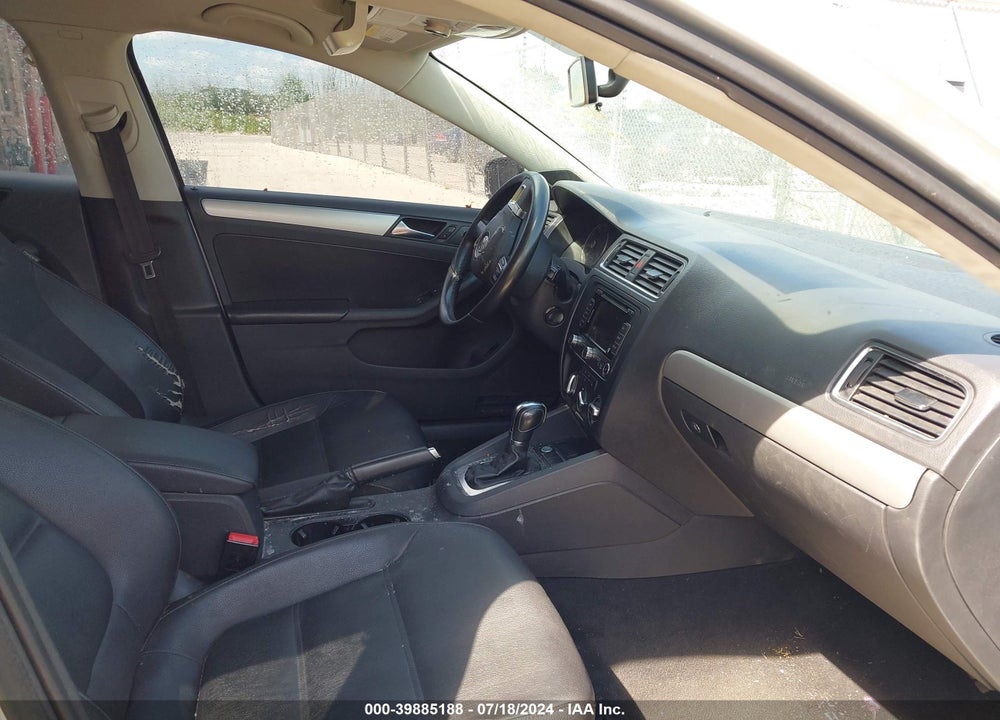 2012 VOLKSWAGEN JETTA 2.5L SEL VIN: 3VWLP7AJ5CM428590