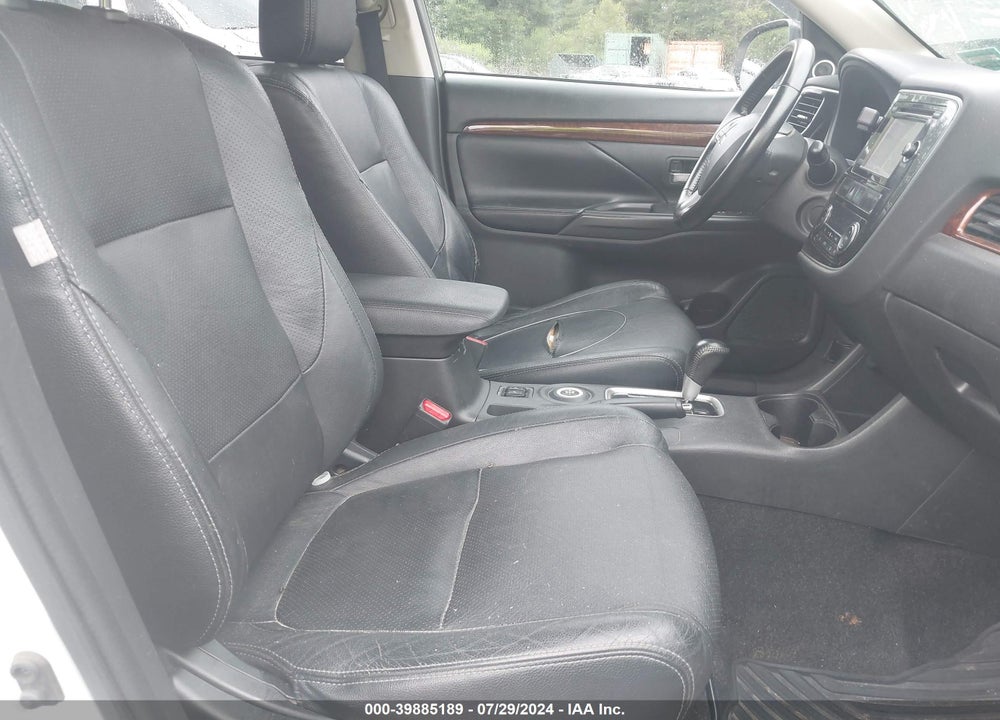 2014 MITSUBISHI OUTLANDER SE VIN: JA4AZ3A35EZ006572