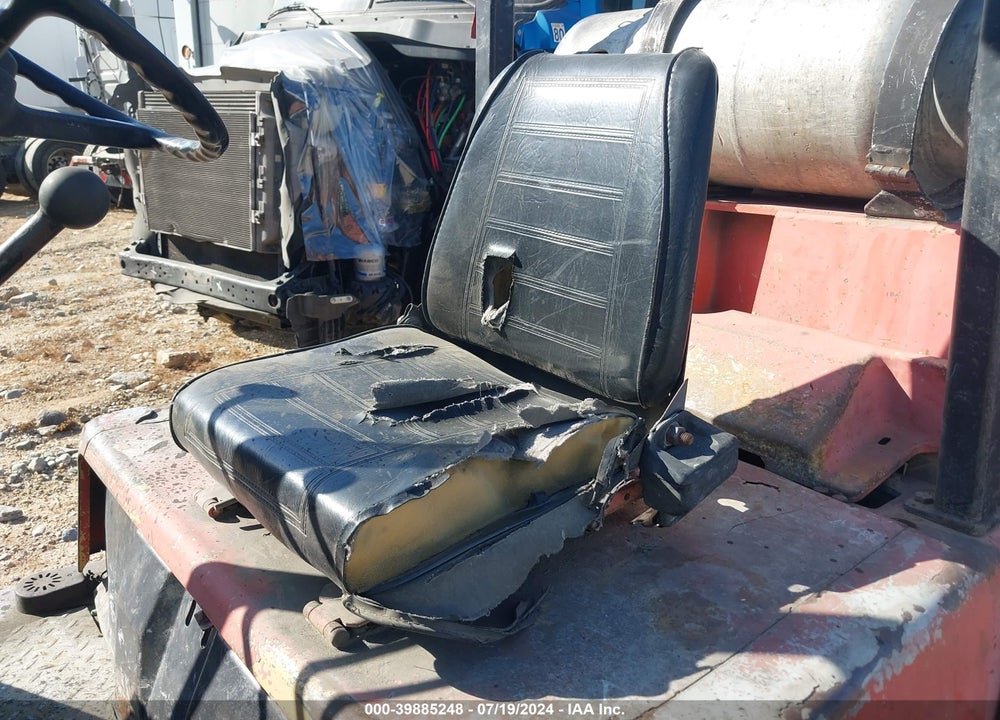 2011 HYSTER G 194 A VIN: D004V02009J