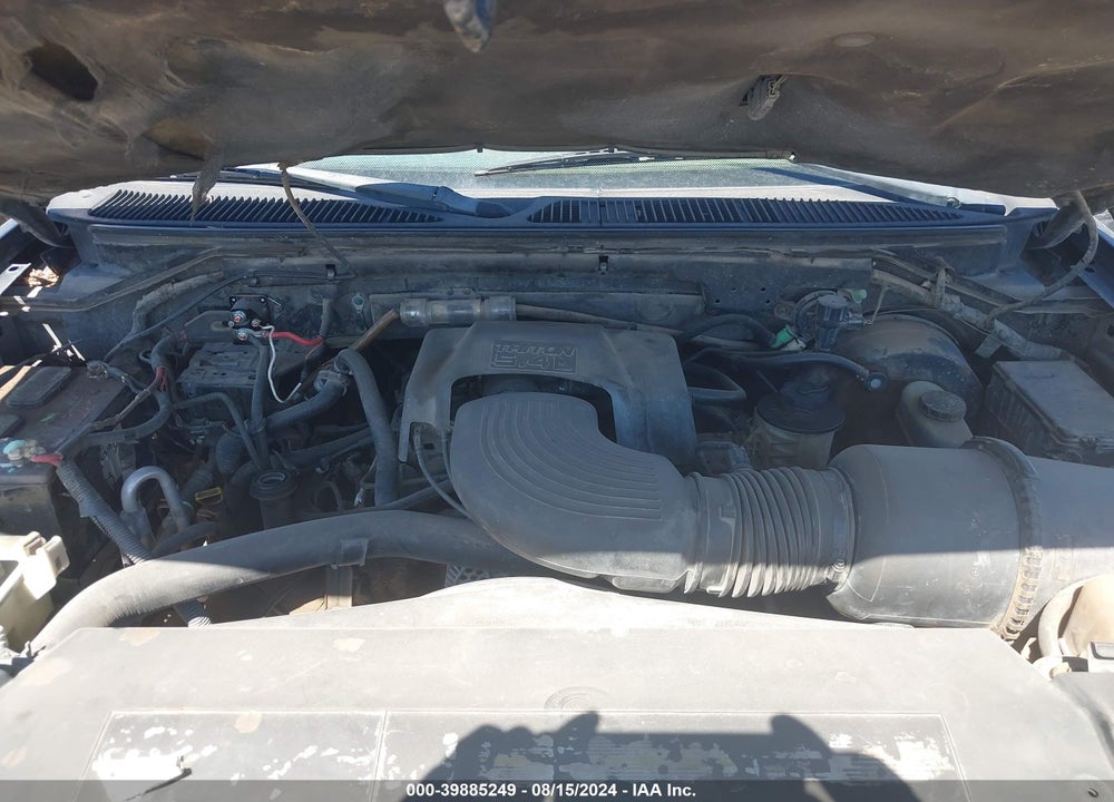 2002 FORD EXPEDITION XLT VIN: 1FMRU15L72LA66210
