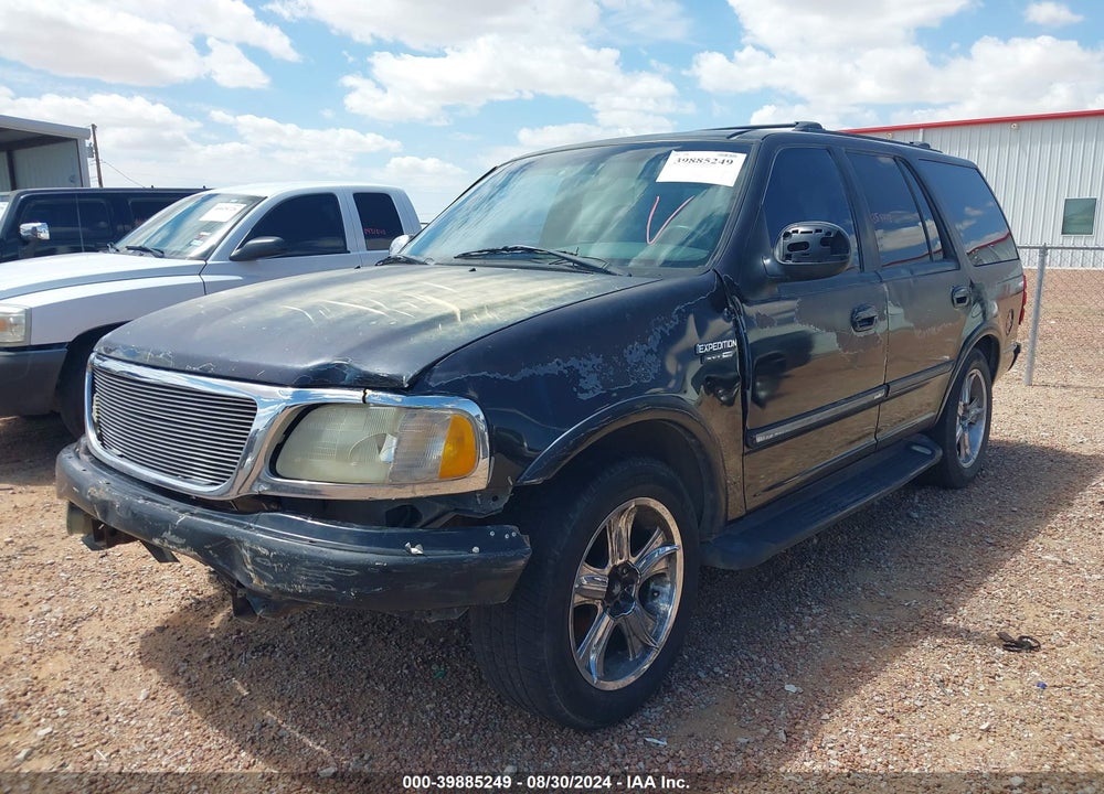 2002 FORD EXPEDITION XLT VIN: 1FMRU15L72LA66210