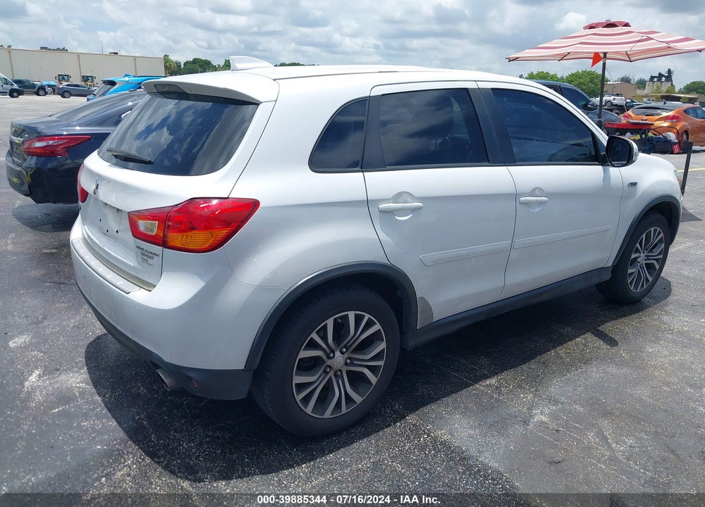 2017 MITSUBISHI OUTLANDER SPORT 2.0 ES VIN: JA4AP3AU3HZ016021