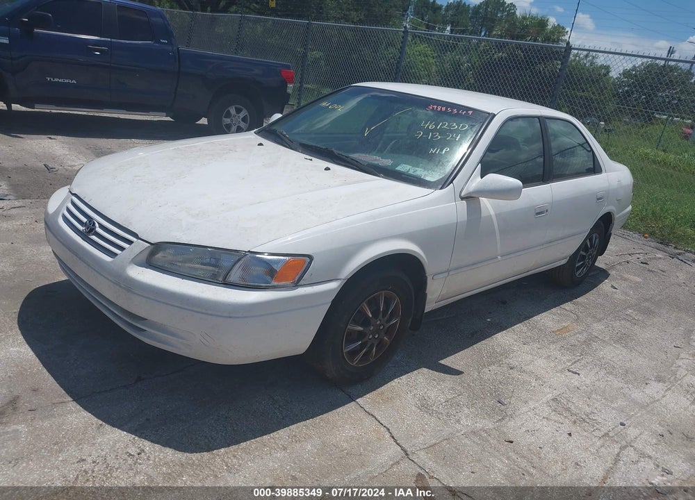 1999 TOYOTA CAMRY LE VIN: 4T1BG22K0XU461230