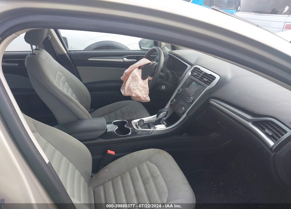 2015 FORD FUSION S VIN: 3FA6P0G71FR254646