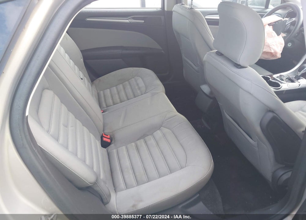 2015 FORD FUSION S VIN: 3FA6P0G71FR254646
