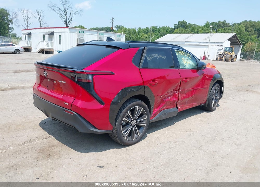 2023 TOYOTA BZ4X LIMITED VIN: JTMABACA7PA010991