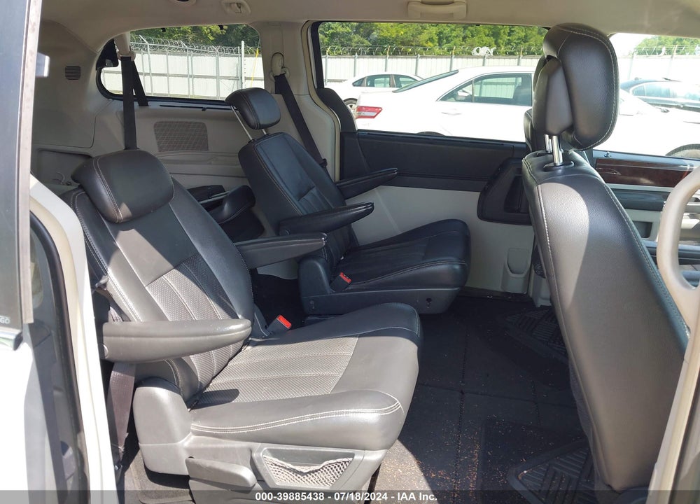 2010 CHRYSLER TOWN & COUNTRY TOURING PLUS VIN: 2A4RR8D1XAR457351