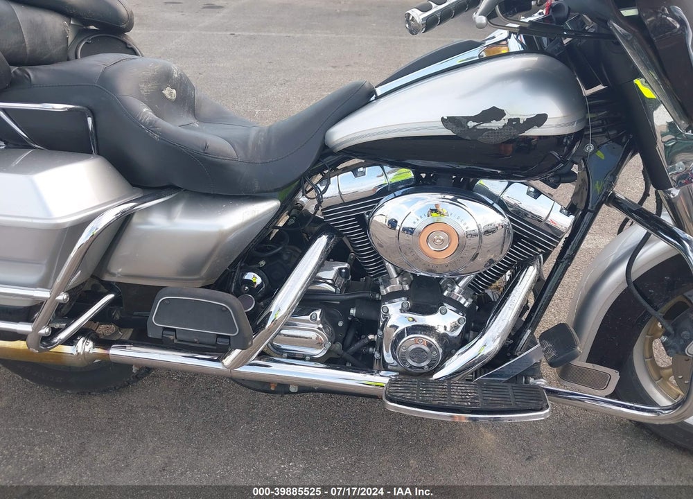 2003 HARLEY-DAVIDSON FLHTCUI ANNIVERSARY VIN: 1HD1FCW433Y619209