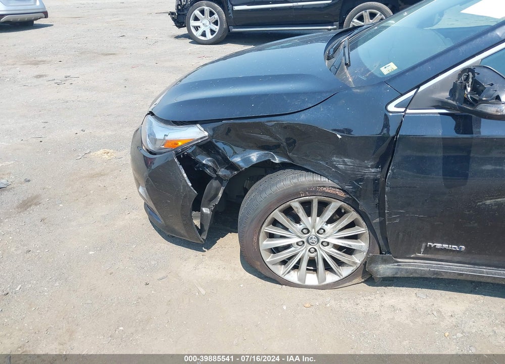 2018 TOYOTA AVALON HYBRID LIMITED VIN: 4T1BD1EB4JU059734
