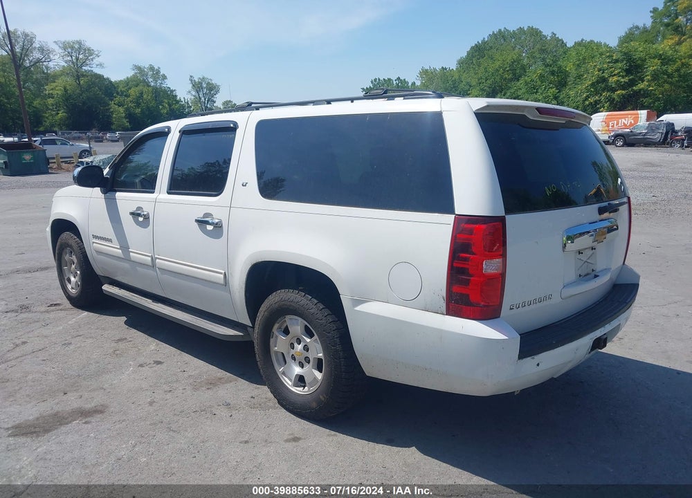 2013 CHEVROLET SUBURBAN 1500 LT VIN: 1GNSCJE08DR318343