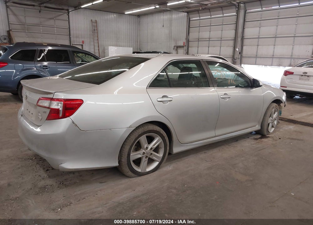 2014 TOYOTA CAMRY SE VIN: 4T1BF1FK7EU366586