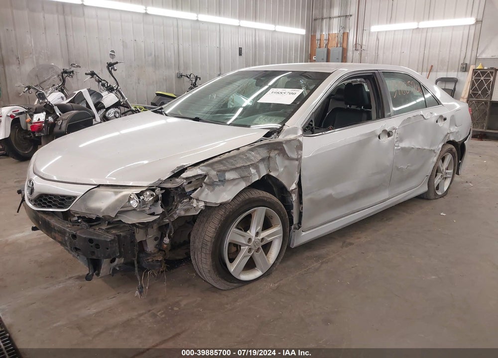 2014 TOYOTA CAMRY SE VIN: 4T1BF1FK7EU366586