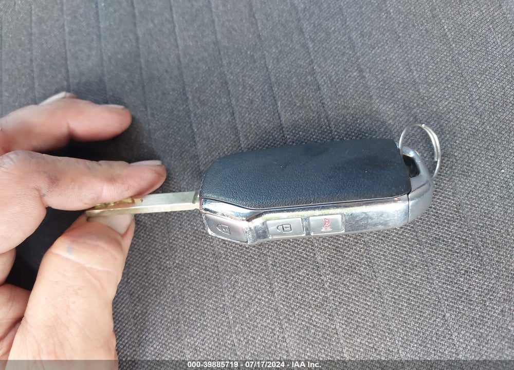 2021 KIA SELTOS S VIN: KNDEUCAA8M7188752