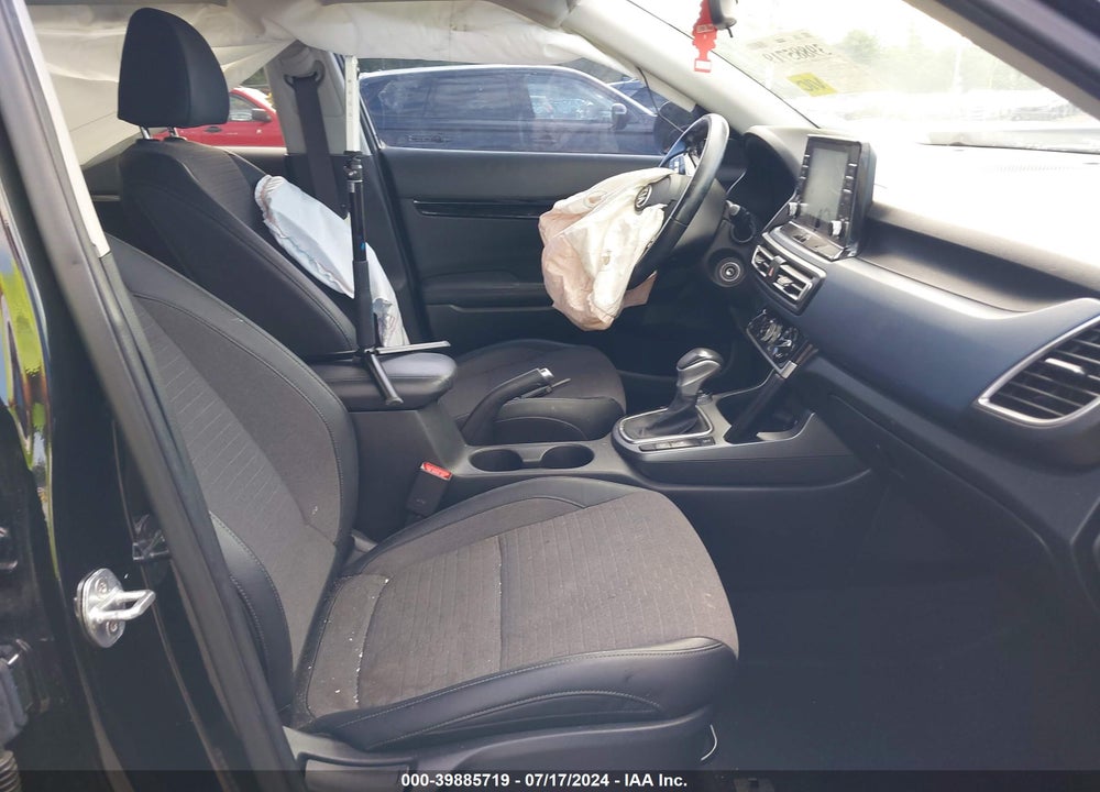2021 KIA SELTOS S VIN: KNDEUCAA8M7188752