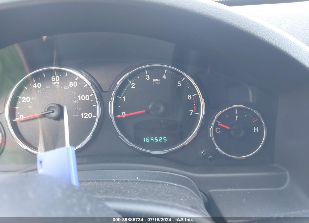 2011 JEEP LIBERTY SPORT VIN: 1J4PN2GK8BW577730