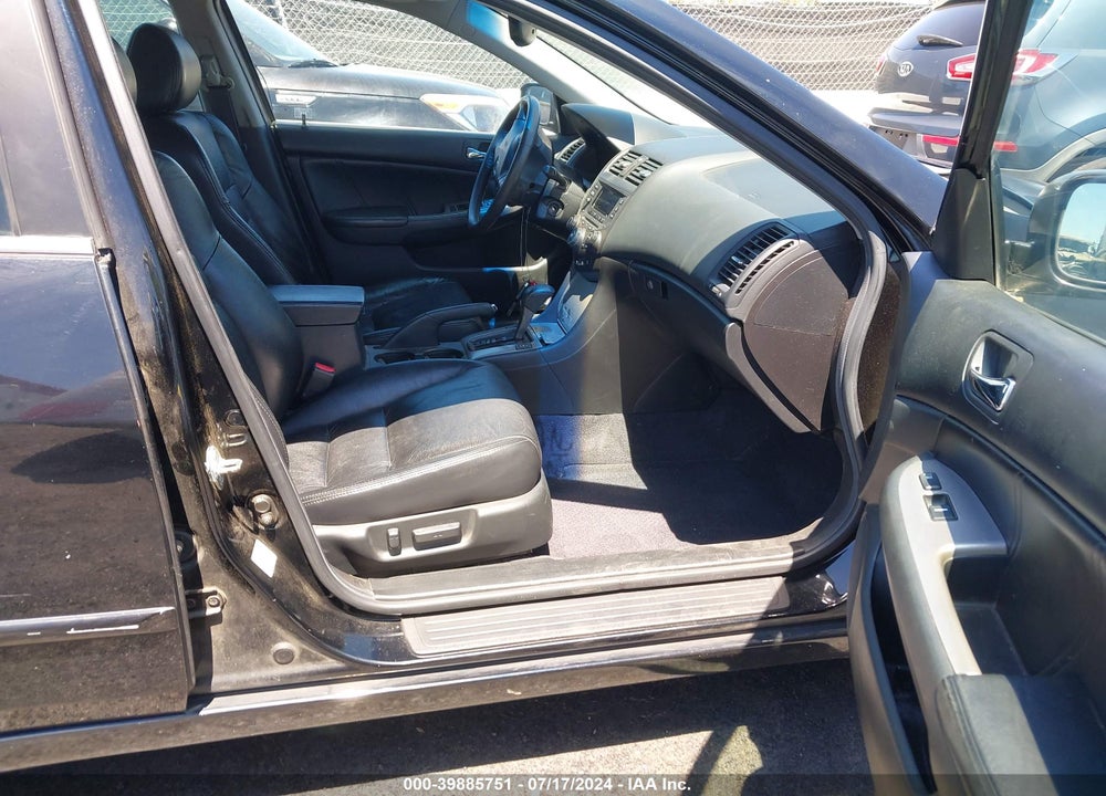 2007 HONDA ACCORD VIN: 1HGCM66567A040063