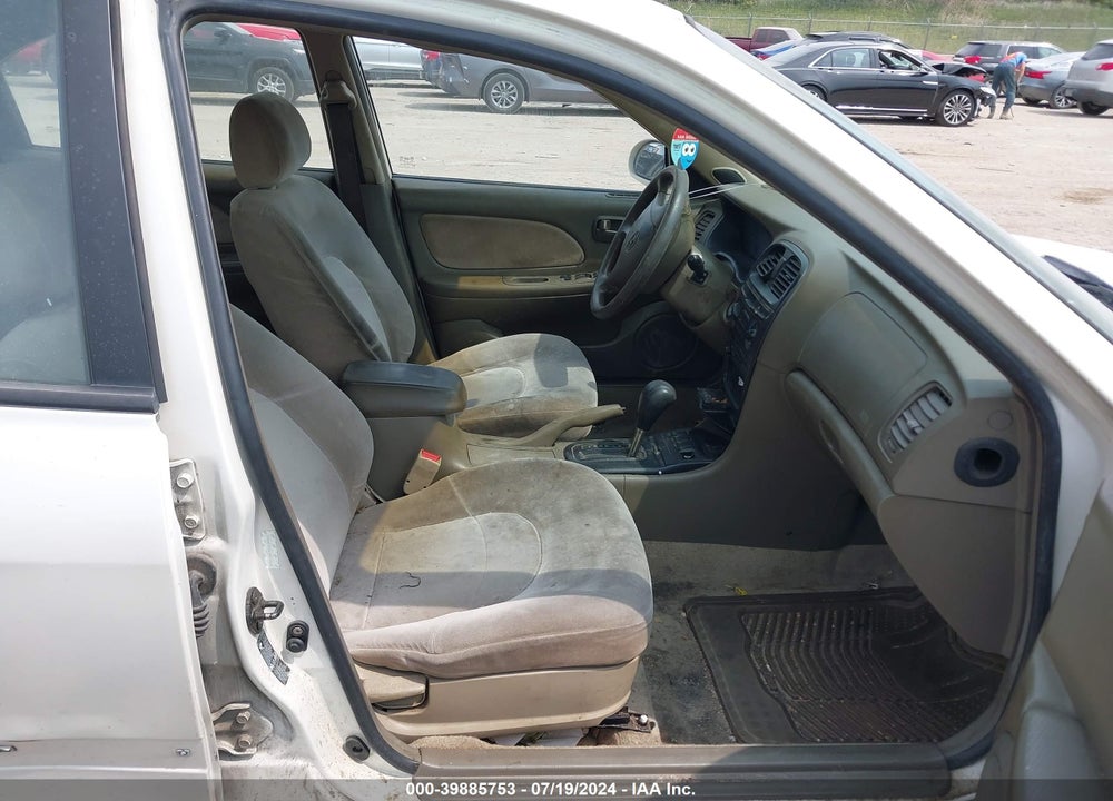 2001 HYUNDAI SONATA VIN: KMHWF25S61A413644