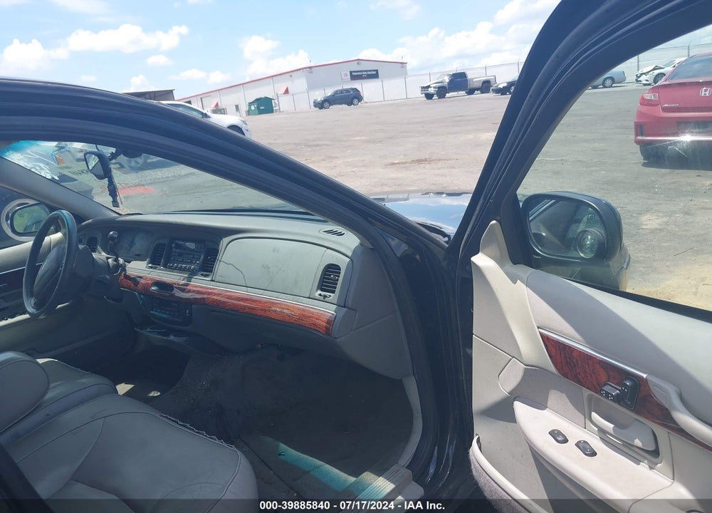 2002 MERCURY GRAND MARQUIS LS VIN: 2MEFM75W82X612874