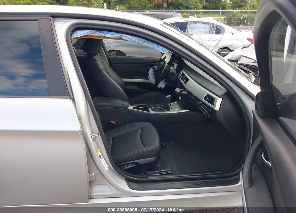 2007 BMW 328I VIN: WBAVA33597KX76649
