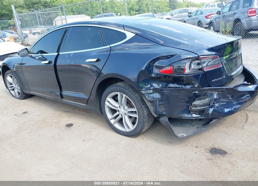 2013 TESLA MODEL S VIN: 5YJSA1AG6DFP04833