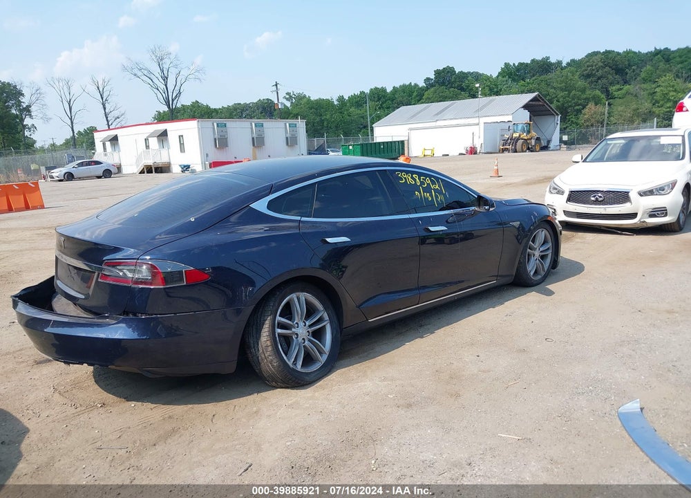 2013 TESLA MODEL S VIN: 5YJSA1AG6DFP04833