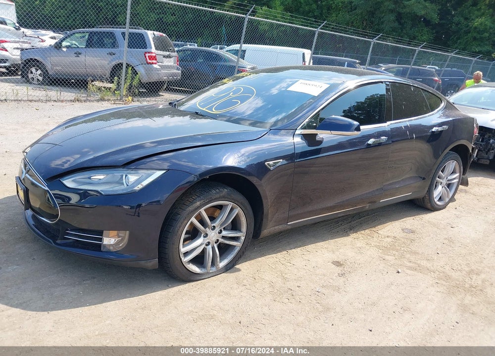 2013 TESLA MODEL S VIN: 5YJSA1AG6DFP04833