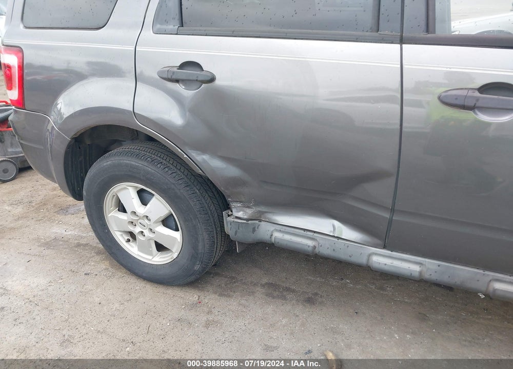 2010 FORD ESCAPE XLT VIN: 1FMCU0DG3AKA30264