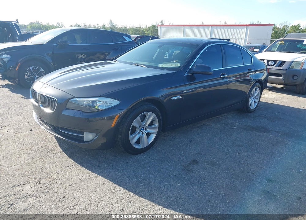 2013 BMW 528I VIN: WBAXG5C51DD228826