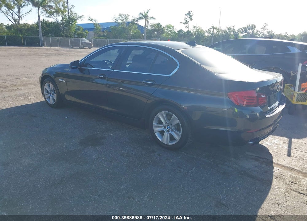 2013 BMW 528I VIN: WBAXG5C51DD228826