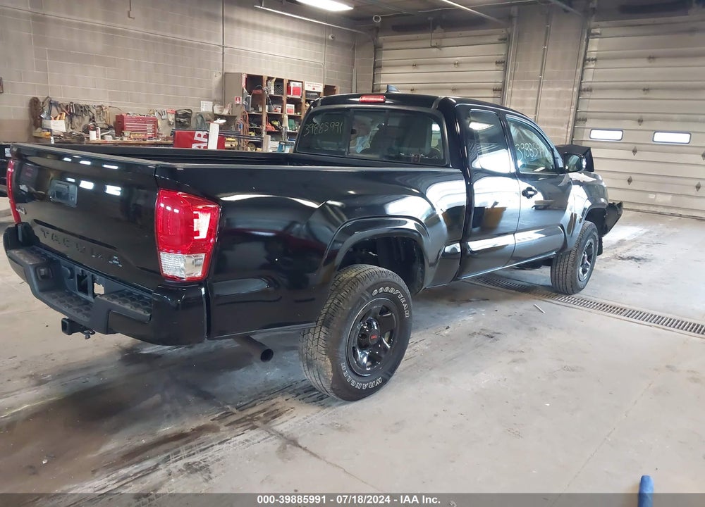 2017 TOYOTA TACOMA SR VIN: 5TFSX5EN2HX053680
