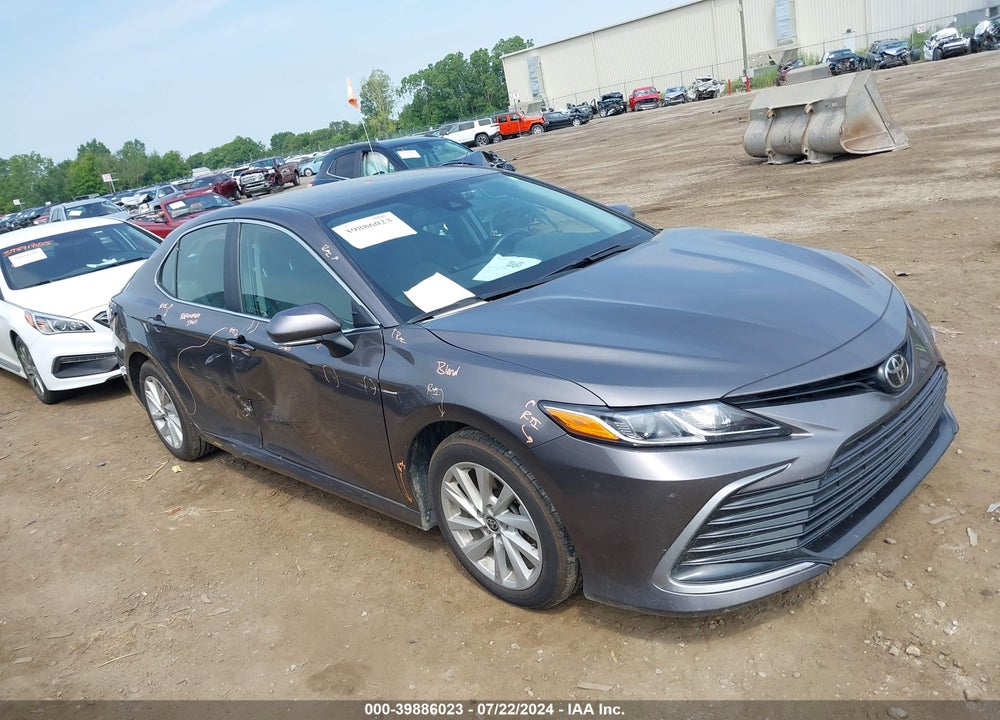 2021 TOYOTA CAMRY LE AWD VIN: 4T1R11BK5MU040688