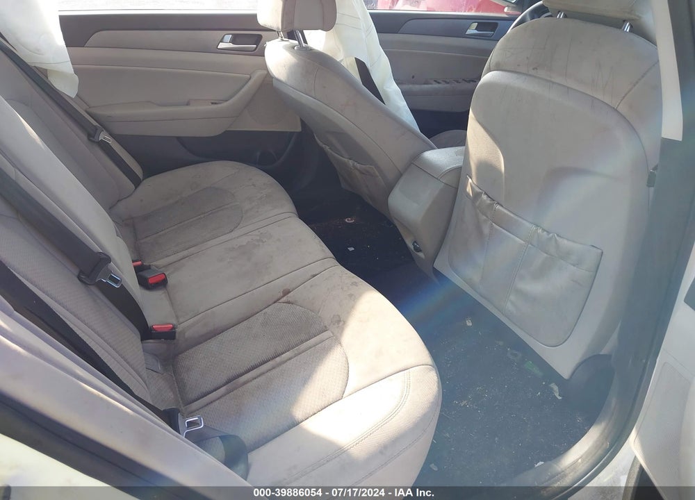 2015 HYUNDAI SONATA SE VIN: 5NPE24AF9FH216175