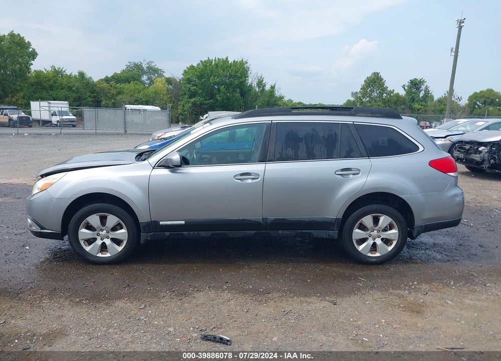 2010 SUBARU OUTBACK 2.5I LIMITED VIN: 4S4BRBKC0A3375786