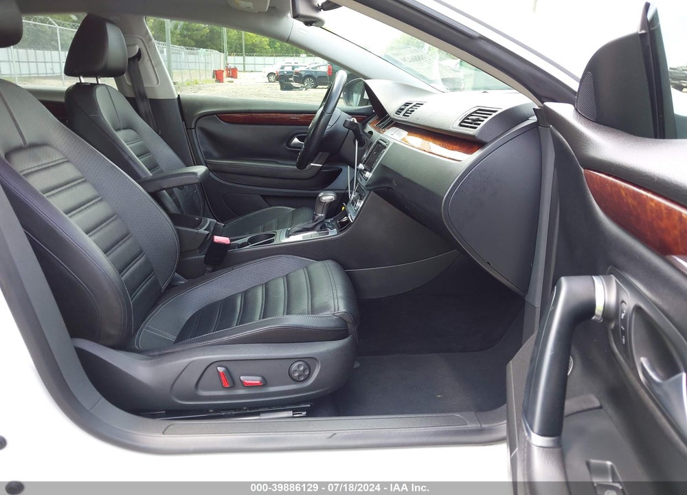 2011 VOLKSWAGEN CC LUX PLUS VIN: WVWHN7ANXBE706177