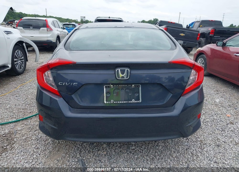 2017 HONDA CIVIC LX VIN: 2HGFC2F57HH552782