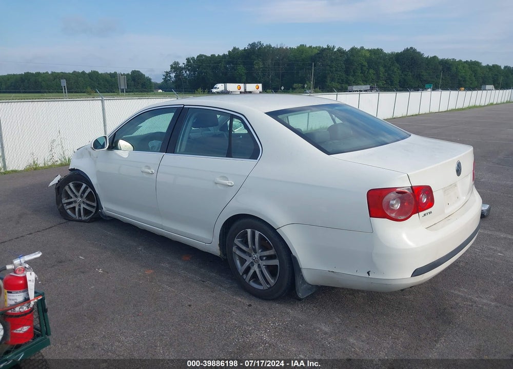 2005 VOLKSWAGEN JETTA TDI VIN: 3VWRT71KX5M642279