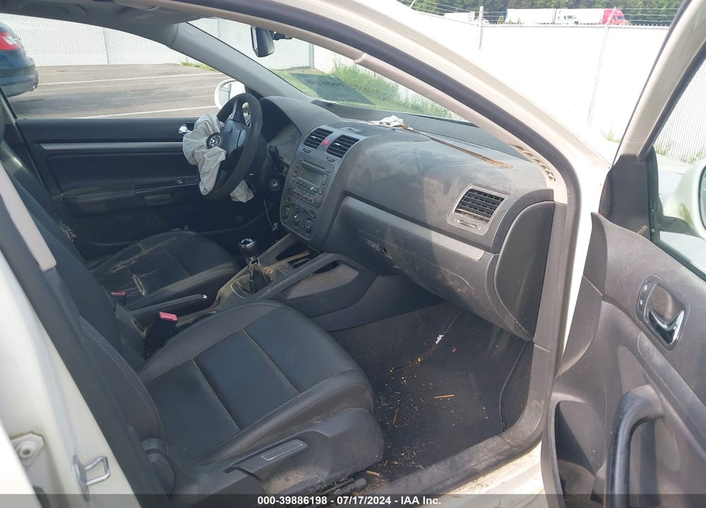 2005 VOLKSWAGEN JETTA TDI VIN: 3VWRT71KX5M642279