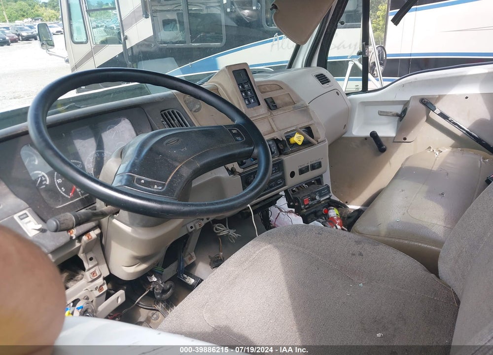 2005 STERLING TRUCK ACTERRA VIN: 2FZACHDC15AU46994