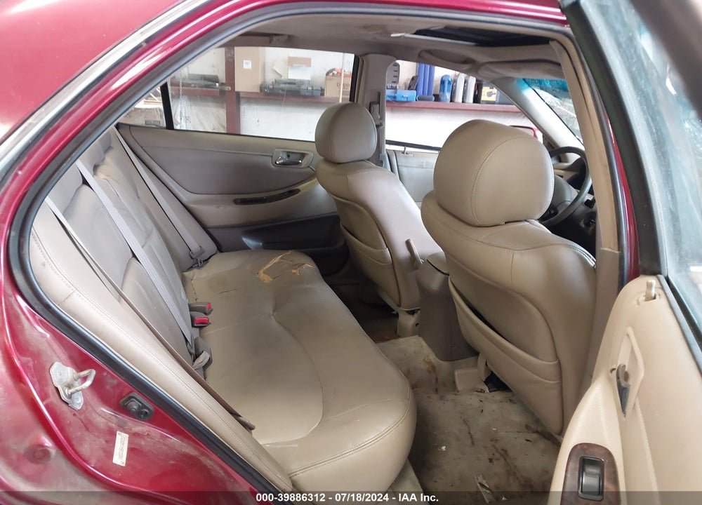 2002 HONDA ACCORD 3.0 EX VIN: 1HGCG16542A038217