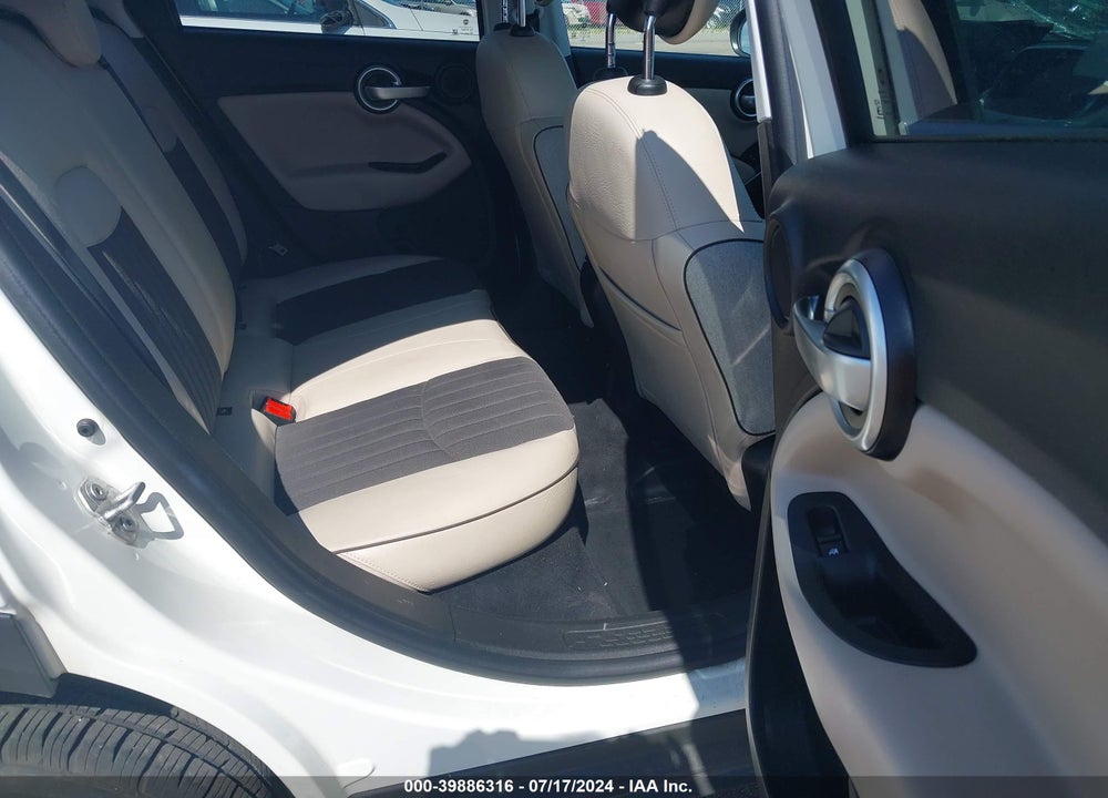 2018 FIAT 500X LOUNGE AWD VIN: ZFBCFYDBXJP649256