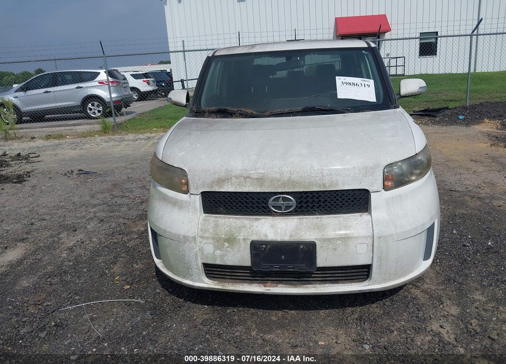 2008 SCION XB VIN: JTLKE50E681043139
