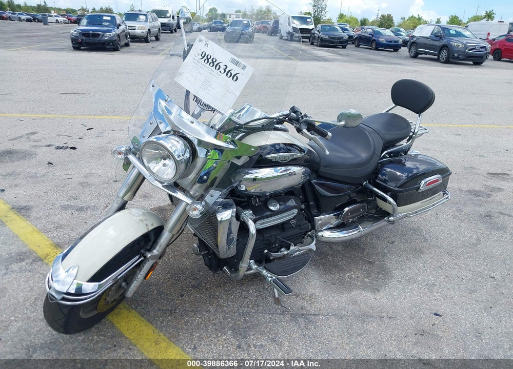2008 TRIUMPH MOTORCYCLE ROCKET III TOURING VIN: SMTC05LR78J347322
