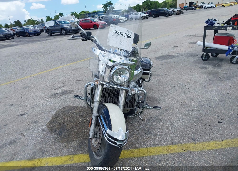 2008 TRIUMPH MOTORCYCLE ROCKET III TOURING VIN: SMTC05LR78J347322