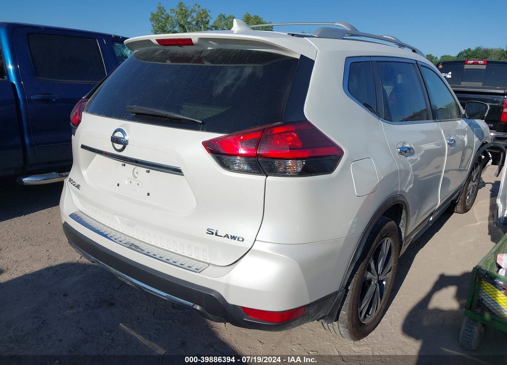 2017 NISSAN ROGUE SL VIN: 5N1AT2MV9HC760334