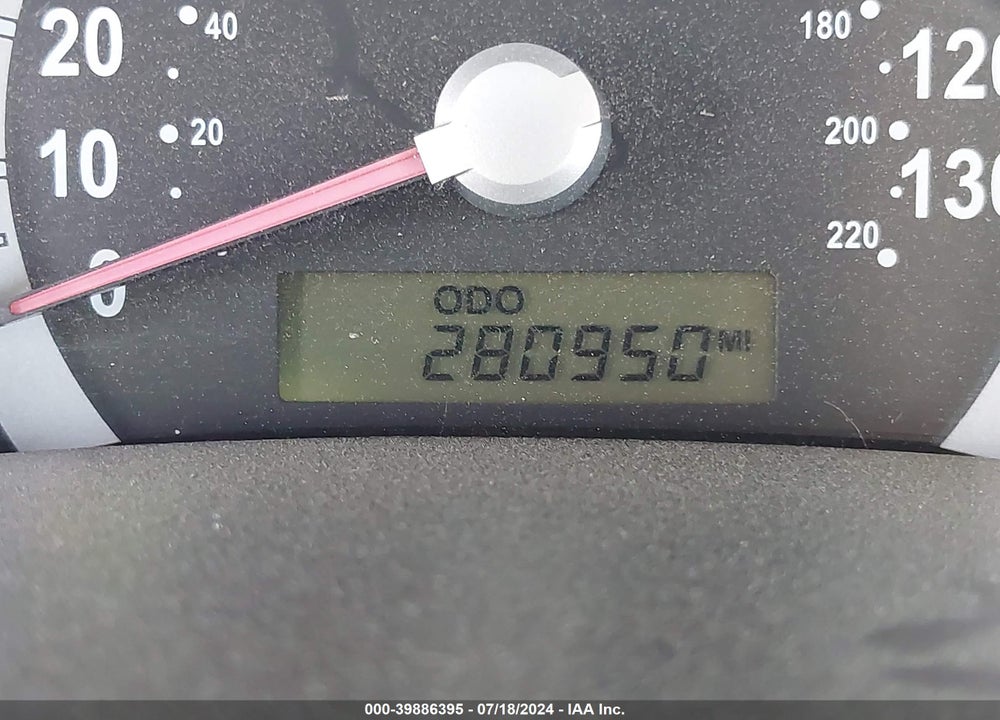 2007 HYUNDAI ENTOURAGE GLS/LIMITED/SE VIN: KNDMC233476026635