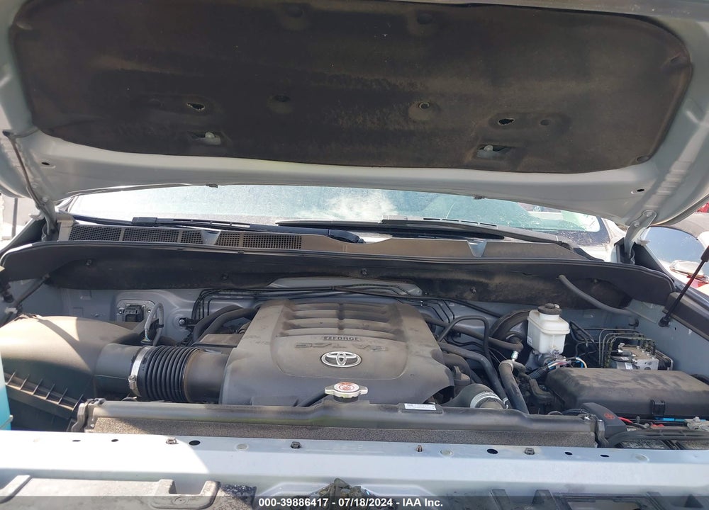 2018 TOYOTA TUNDRA LIMITED 5.7L V8 VIN: 5TFHY5F12JX726976