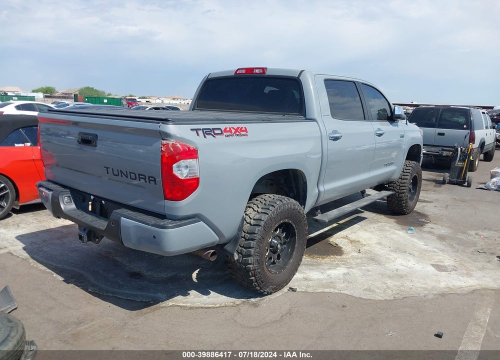 2018 TOYOTA TUNDRA LIMITED 5.7L V8 VIN: 5TFHY5F12JX726976