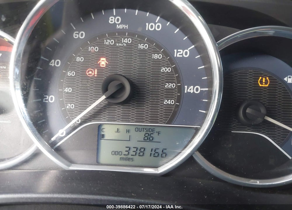 2014 TOYOTA COROLLA LE VIN: 5YFBURHE8EP026988