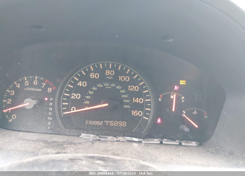 2004 HONDA ACCORD 3.0 EX VIN: 1HGCM665X4A027571