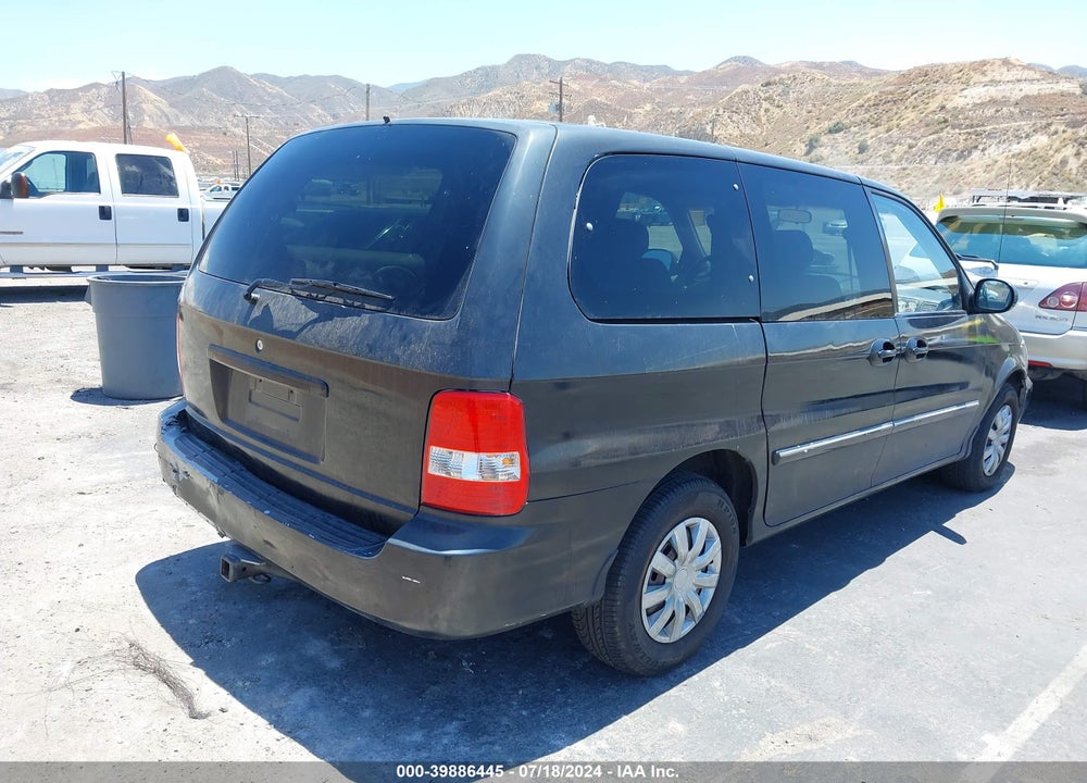 2005 KIA SEDONA EX/LX VIN: KNDUP132756755960